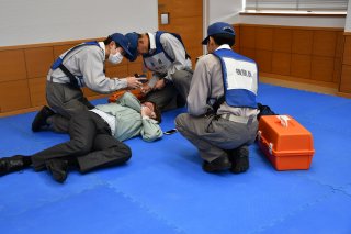 1面：救急隊対象に外国語対応訓練　スマホアプリなど翻訳機能を活用　糸魚川市消防本部