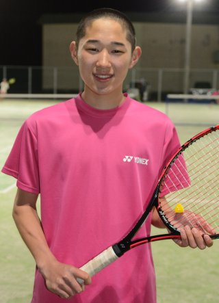13面：原爽叶、全国舞台に挑戦　テニス全国ジュニアＴ　兄追い成長、技術備え