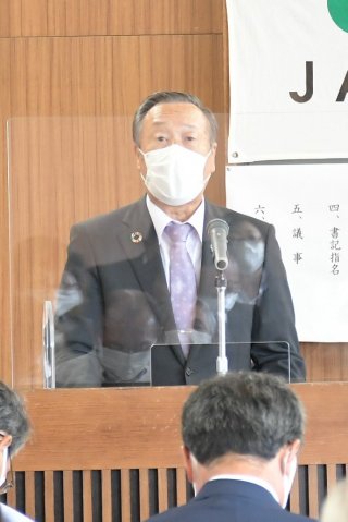 4面：青木会長が退任　役員改選で２８日に新体制へ　ＪＡえちご上越総代会