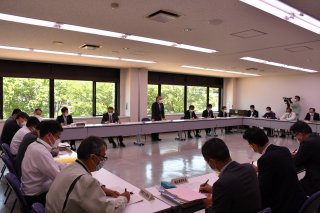 1面：６月１日からフォッサマグナミュージアムなど開館　当面県民限定　糸魚川市新型コロナ対策会議