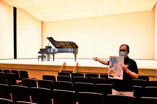 1面：糸魚川市民会館大ホール「ひとりじめ」　７月２日から計１０日間　利用促進へ無観客でステージ提供