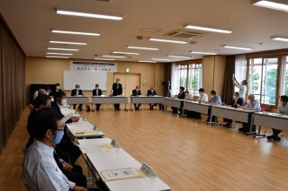 1面：北信越総体相撲競技 来夏、糸魚川で開催予定　市実行委が設立
