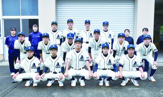 10面：新潟県高校夏季野球大会　上越勢紹介