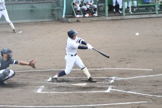 13面：〈令和２年度新潟県高校夏季野球大会〉　北城　高田に勝利　上総七回コールド勝ち
