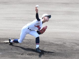 11面：〈令和２年度新潟県高校夏季野球大会〉先発髙野力投初のベスト８　上越