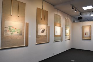 13面：小林古径の本画中心に作品展　１０日まで上越市のギャラリー祥