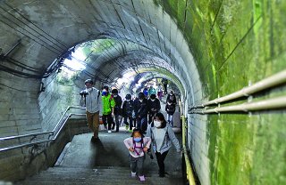 1面：糸魚川市観光協会　地域鉄道の名所ＰＲ　日帰りツアーを初企画