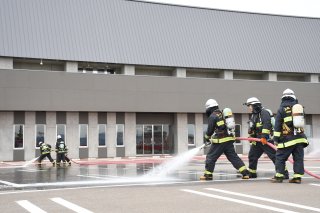 15面：オープン後初の合同消防訓練　県立武道館と上越南消防署