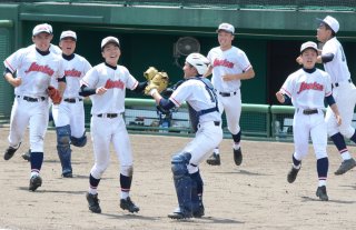 3面：県高校夏季野球大会、上越躍進 初の夏４強　コロナ禍…〝異例の夏〟も熱気変わらず
