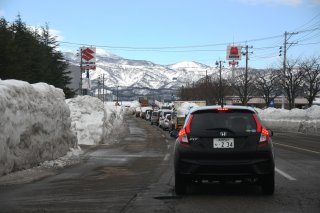 15面：市道の走行不能 ２路線除きほぼ解消　２３日からの一斉雪下ろしで幹線迂回路公表　上越市