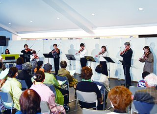 1面：音楽で「癒しと祈り」を　ひすい弦楽アンサンブル出演　早春コンサート　糸魚川市