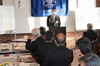 2面：一致団結し前向きに　中川幹太上越市長 まちづくりを語る　上越市倫理法人会セミナー
