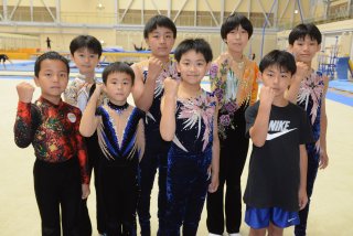 ８面：新体操ジュニア選手権男子　全日本大会出場目指す　上越２チーム選手決意