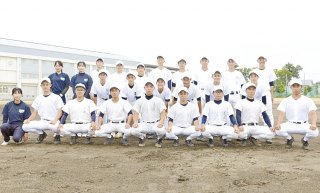 １０面：〈全国高校野球新潟大会上越勢紹介〉高田